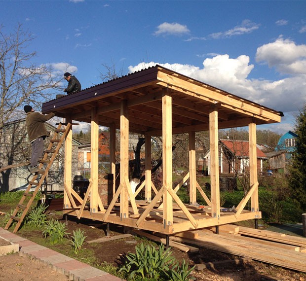 Монтаж винтовых свай под беседку в Карасуке